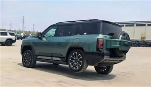 وداعاً للتوقف المفاجئ.. تقنية مذهلة من "BYD" لتبديل الإطارات أثناء القيادة