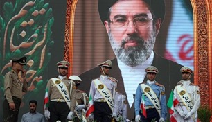 صراع النفوذ يتشكل بين "الأرتيش" والثوري الإيراني