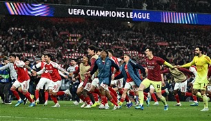 رسمياً.. آرسنال بطلاً للدوري الإنجليزي للمرة الأولى منذ 22 عاماً