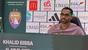 خالد عيسى: "الزعيم" محظوظ بإيفيتش.. والنهائي رسالة فخر للكرة الإماراتية