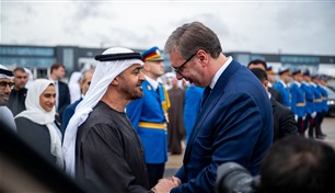 محمد بن زايد ورئيس صربيا يبحثان هاتفياً تعزيز الشراكة الاستراتيجية والتطورات الإقليمية