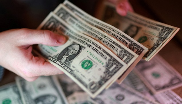 تسييل 240 مليار دولار من الحيازات الأجنبية في السندات الأمريكية