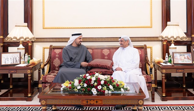 حاكم الفجيرة يلتقي ذياب بن محمد بن زايد ويؤكد مضي الإمارات بثقة نحو مستقبل تنموي مزدهر