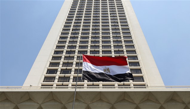 مصر تدين الهجمات الإيرانية على الإمارات وتؤكد تضامنها الكامل