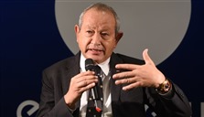 الملياردير المصري نجيب ساويرس يعلق على أداء المغربي أيوب بوعدي