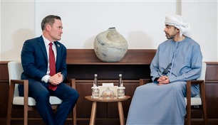عبدالله بن زايد ومايك والتز يبحثان تعزيز الشراكة الإماراتية الأمريكية والتطورات الإقليمية