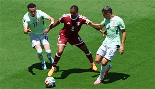 منتخب قطر يحقق أول نقطة في تاريخه بالمونديال
