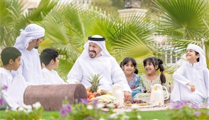 عيد الأب.. قصة وفاء عالمية تترجمها الإمارات إلى تقدير وطني