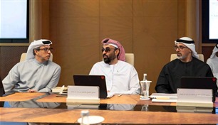 طحنون بن زايد يترأس اجتماع مجلس الشؤون الاستثمارية في أبوظبي