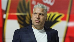الأهلي المصري يطيح بمدير الكرة ويعين "الصخرة" بدلاً منه