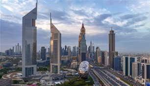 خبير اقتصادي: تسهيل تأسيس الشركات يعزز كفاءة رأس المال ويرفع جاذبية دبي