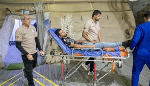 المستشفى الإماراتي العائم في العريش يستقبل 5 حالات جديدة من قطاع غزة