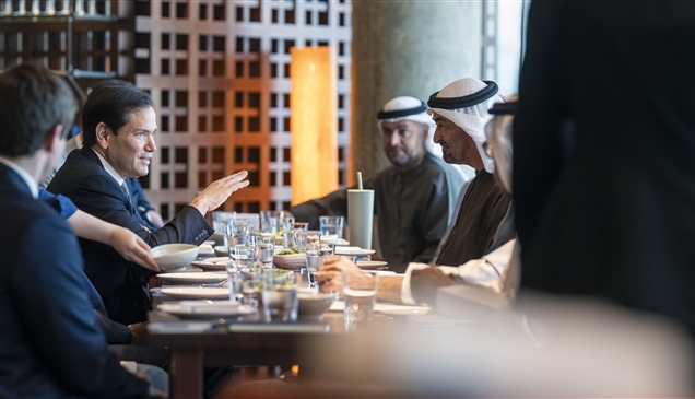 محمد بن زايد وروبيو يبحثان التعاون الإستراتيجي 