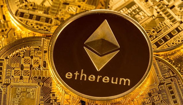 العملات المشفرة تنزف.. إيثريوم تتراجع وزي كاش تفقد نصف قيمتها