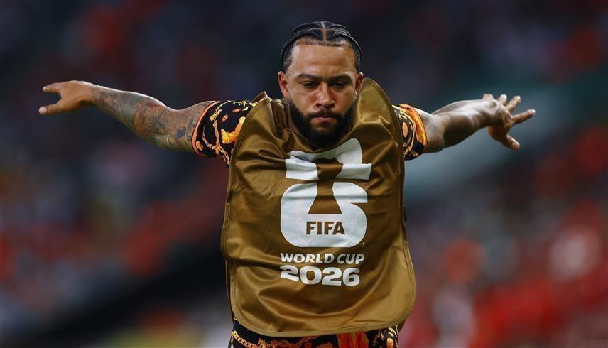 نجم منتخب هولندا ديباي (رويترز)