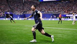 "فوكس سبورتس" تسعى لتمديد إمبراطوريتها الكروية بعقد كأس العالم 2030