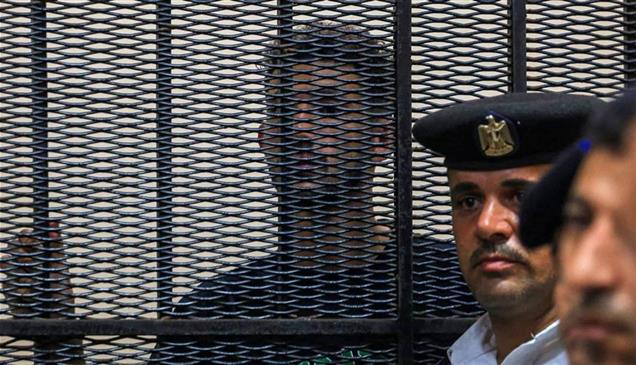 لغز السيارة بنتلي.. 200 ألف دولار تضع أحمد فتوح في مأزق