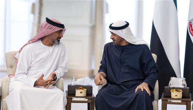 رئيس الدولة يستقبل ولي عهد عجمان ويبحثان شؤون الوطن والمواطن