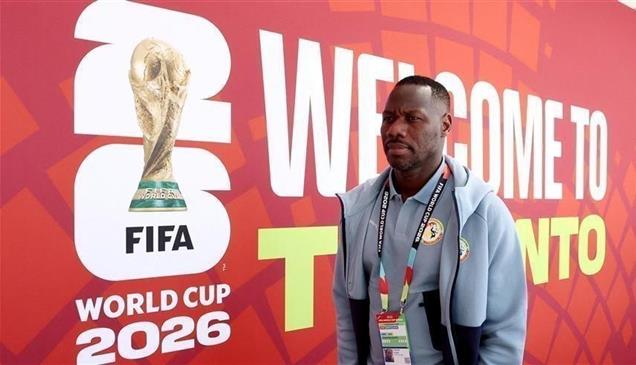 مستحقات المدرب بابي ثياو تُغرق الاتحاد السنغالي في الديون