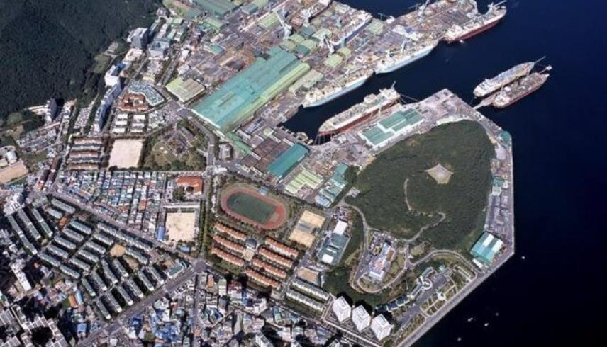 حوض بناء السفن التابع لشركة سامسونغ للصناعات الثقيلة (رويترز)