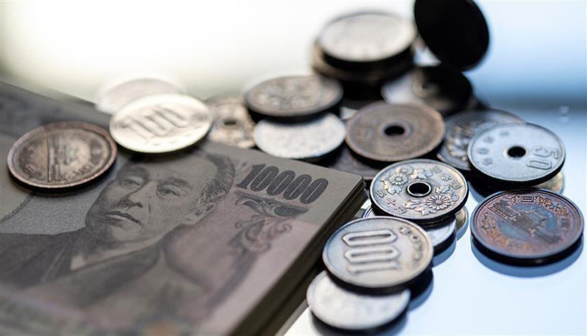 نسبة الدين الحكومي الإجمالي إلى الناتج المحلي في اليابان بلغت نحو 214.5% (أ ف ب)