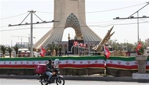 سي إن إن: صراع السلطة في إيران يحسم موعد نهاية الحرب