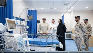 منصور بن زايد يتفقد المستشفى العائم ويؤكد جاهزية الإمارات للاستجابة الإنسانية