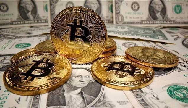 بيتكوين دون 63 ألف دولار مع تعثر قانون تنظيم العملات المشفرة