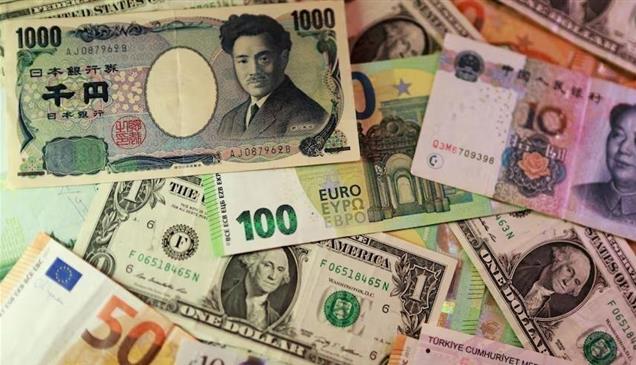 الين يتراجع.. والأسواق تترقب التضخم الأمريكي