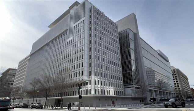 "البنك الدولي" يتوقّع انكماش الاقتصاد اللبناني 6.4% 