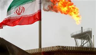 إيران تفقد شريانها المالي.. النفط يتوقف والأزمة تتفاقم