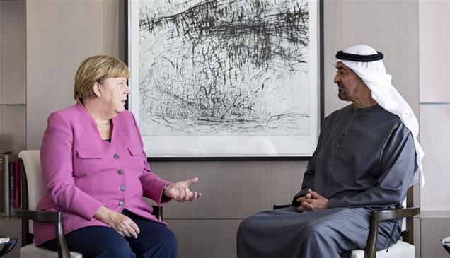 محمد بن زايد يلتقي أنجيلا ميركل