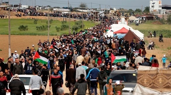 إحدى مسيرات العودة على الحدود بين غزة وإسرائيل (أرشيف)