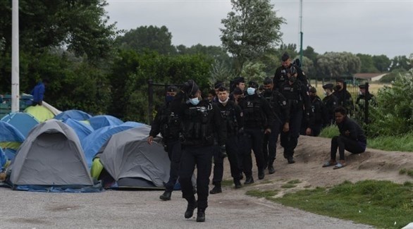 الشرطة في مدينة كاليه الساحلية في شمال فرنسا (أرشيف)