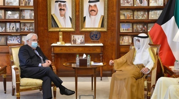 وزير الخارجية الكويتي أحمد ناصر المحمد الصباح والمبعوث الخاص إلى اليمن مارتن غريفيث (كونا)
