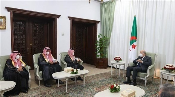 الرئيس الجزائري عبد المجيد تبون ووزير الخارجية السعودي الأمير فيل بن فرحان (فيس بوك)
