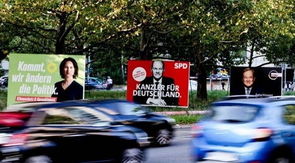 ملصقات للمرشحين لمنصب المستشارية في ألمانيا (أرشيف)