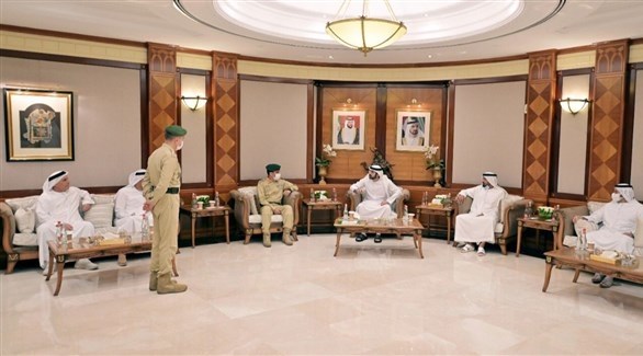 جانب من لقاء الشيخ حمدان بن محمد بن راشد آل مكتوم مع قيادات دوائر ومؤسسات حكومية في دبي (وام)
