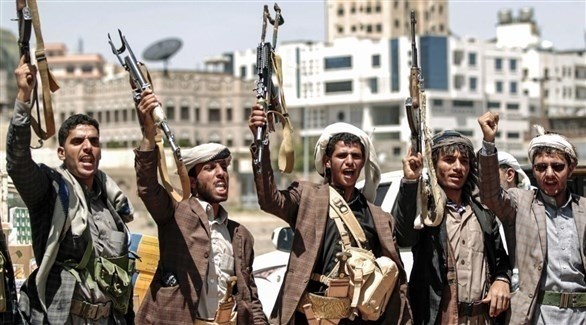 عناصر من ميليشيا الحوثي الإرهابية (أرشيف)