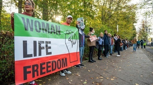 تجمع تضامني مع الإيرانيين في برلين.(أب)