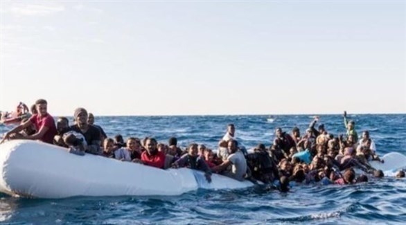 مهاجرون في عرض البحر الأبيض المتوسط (أرشيف)