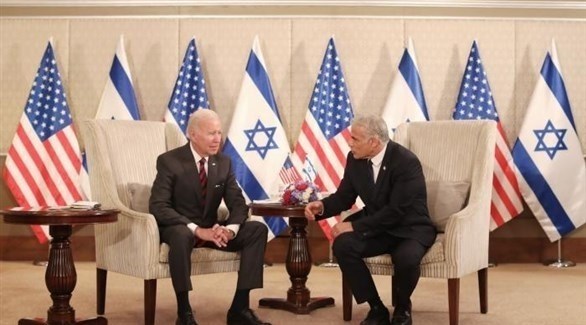 رئيس الوزراء الإسرائيلي يائير لابيد والرئيس الأمريكي جو بايدن (أرشيف)