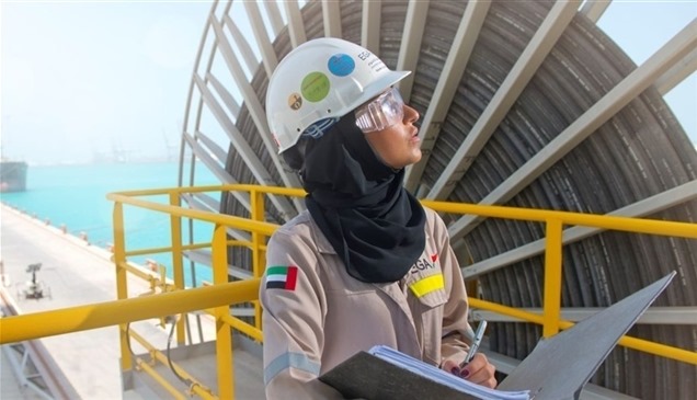 دعم القيادة يعزز دور المرأة الإماراتية في مسيرة التنمية المستدامة